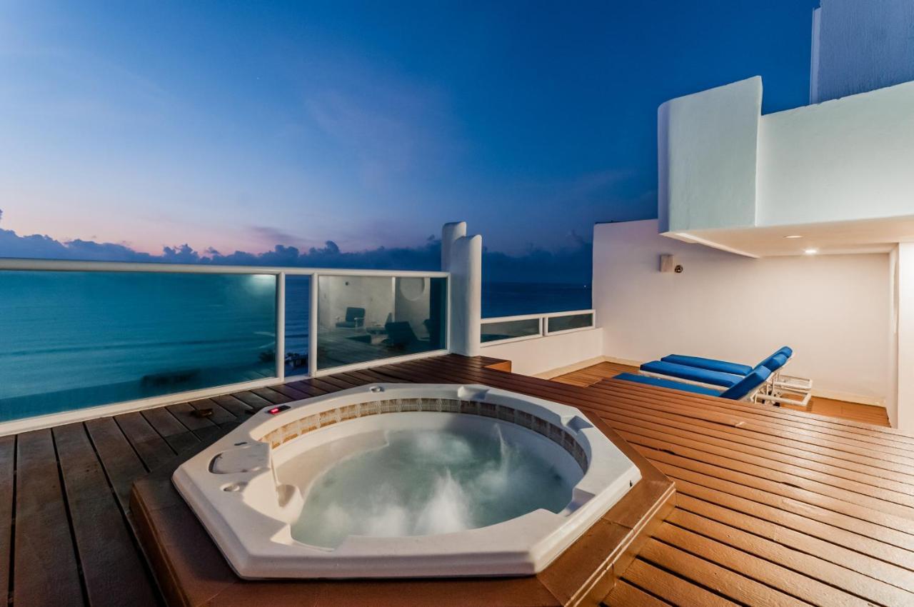 Apartahotel Rooftop Private Jacuzzi In Beach Front Penthouse