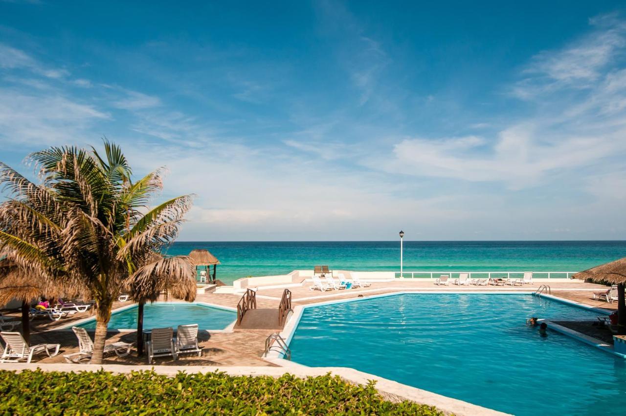 Rooftop Private Jacuzzi In Beach Front Penthouse Apartahotel