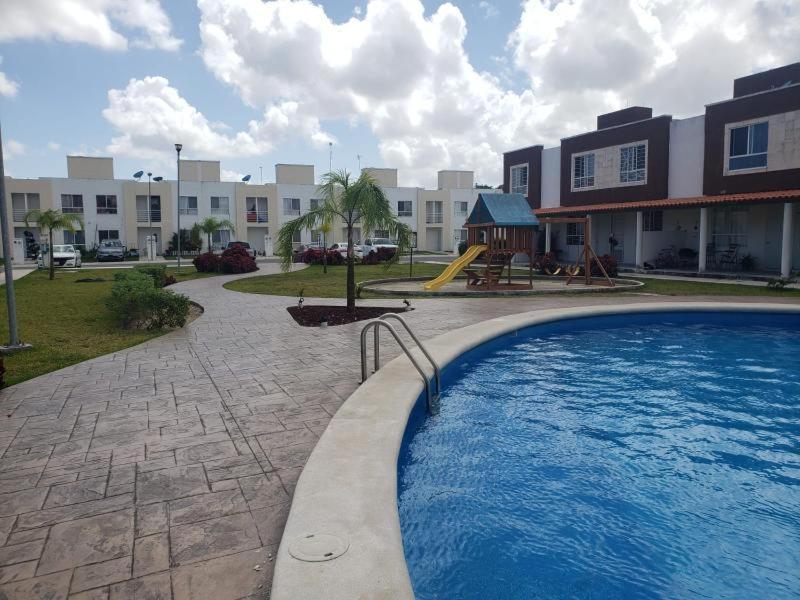 Descanso y diversión en privadas turquesa. Casa con alberca y terraza, Ven y disfruta. Сasa de vacaciones *