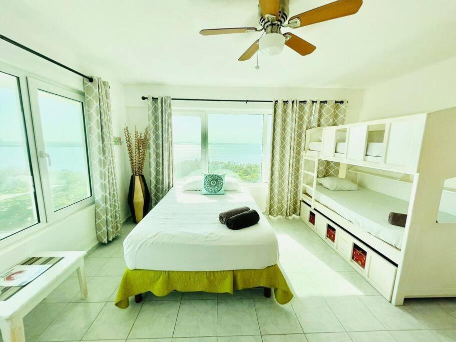 Panoramic Oceanview Private Rooftop Brisas1409