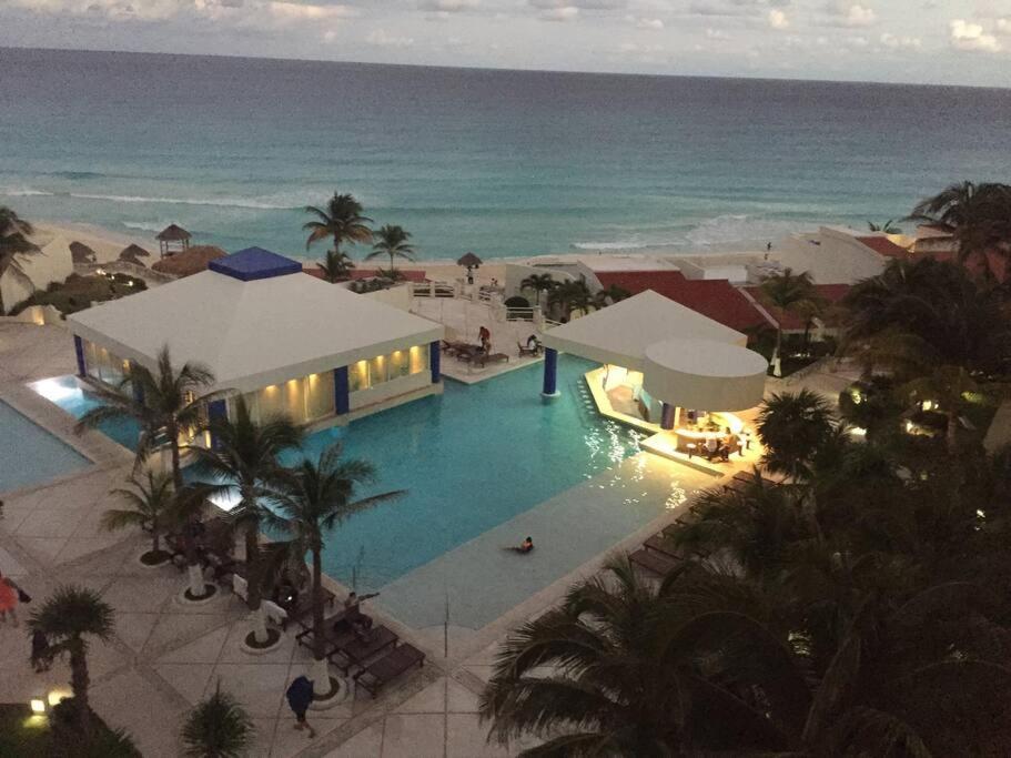 Solymar Studio #3507, Kilometro 18,7 Boulevard Kukulcan, Access To Cancun's Apartment *