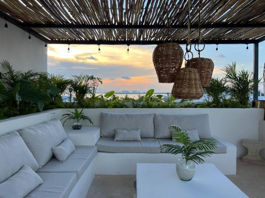 Dream Penthouse With Private Rooftop And Amazing Views *