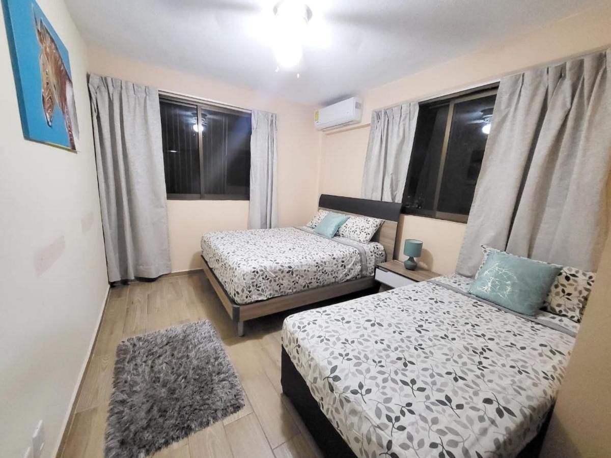 Departamento De 3 Y 3 Baños. Apartamento