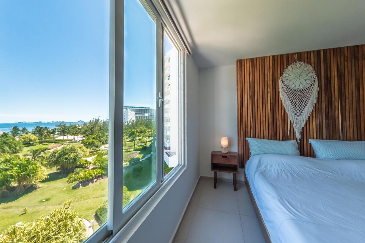 Beachfront Luxury Apartamento