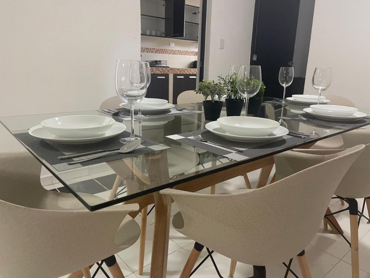 Deco 2 Downtown 3 Bed Renewed *