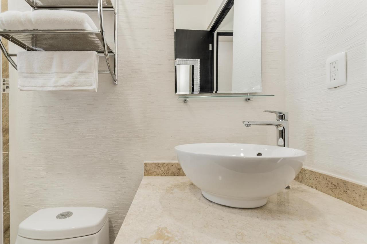 Apartment Dream Lagoons Departamento En Cancun. *