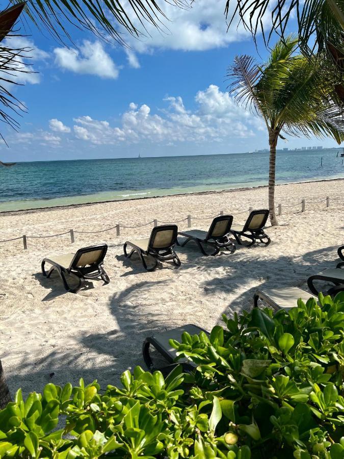 Beachfront Loft Amara Apartamento *