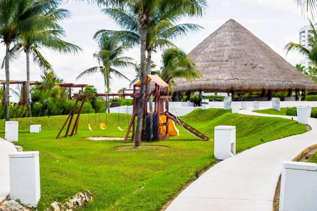 Punta Me Luxury Ocean View & Beach Front In Amara Apartamento Cancún