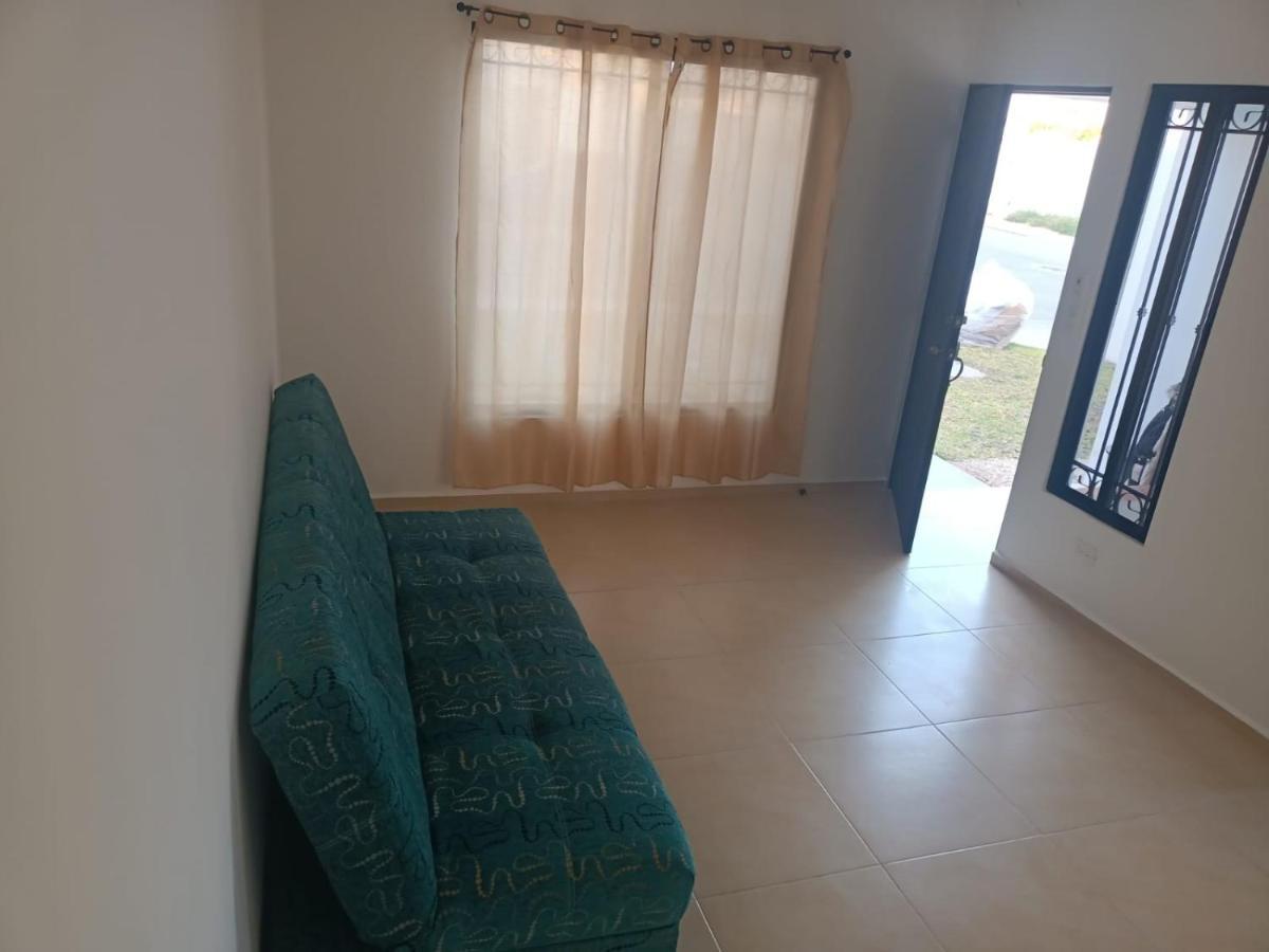 Villa Hermosa Casa A 15 Minutos Del Aeropueto De En Exclusivo Fraccionamiento Residencial Cancun