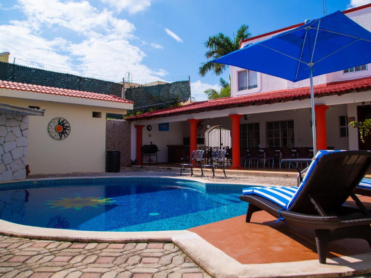 Hermosa Casa, En Renta Vacacional Con Piscina, A Tan Solo10 Minutos De La Playa, Cerca De Centros Comerciales, Restaurantes, Bares Y Supermercados *