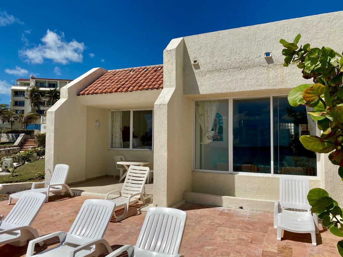 Villas Solymar Villa *
