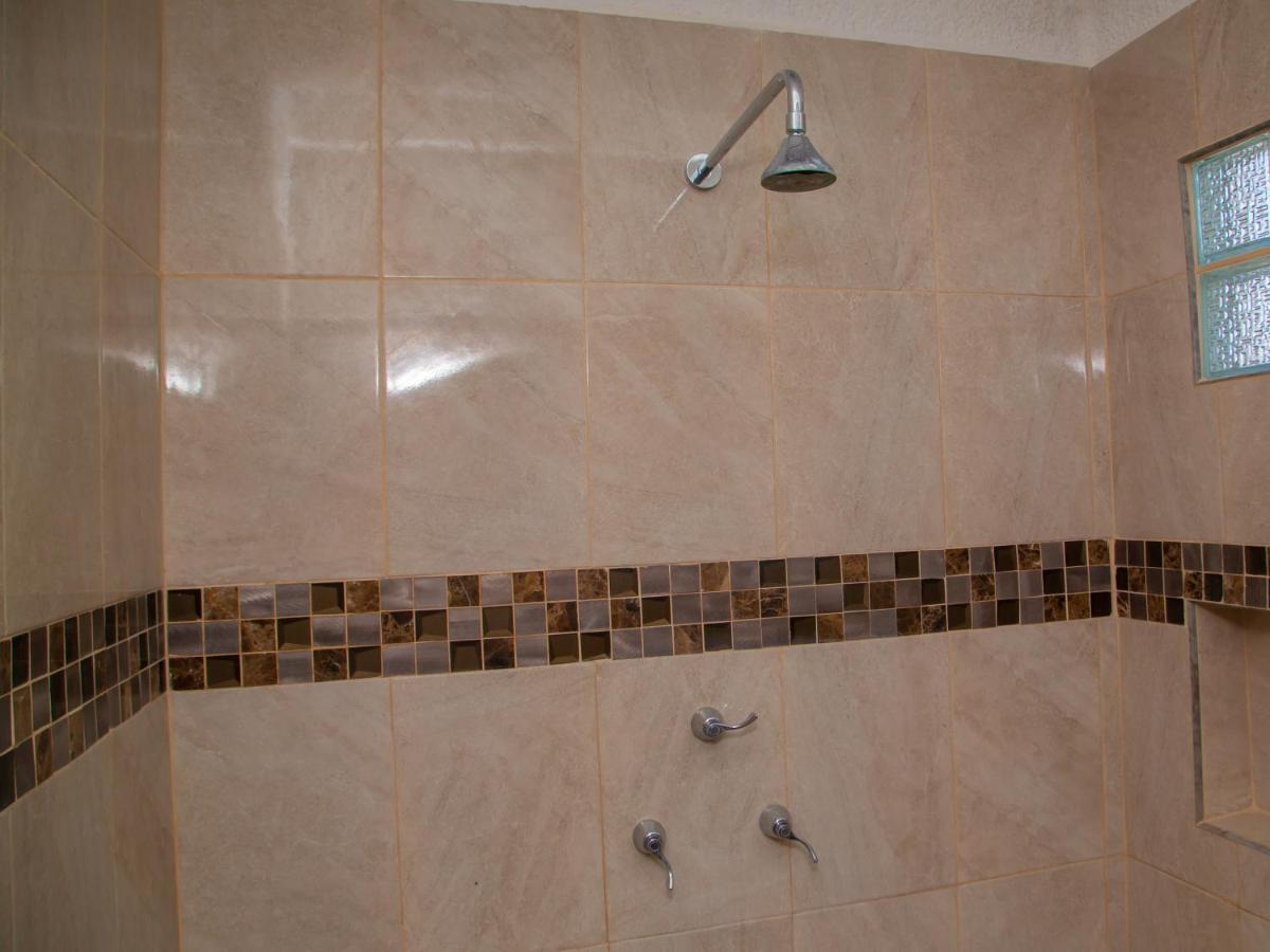 Hermosa Casa, En Renta Vacacional Con Piscina, A Tan Solo10 Minutos De La Playa, Cerca De Centros Comerciales, Restaurantes, Bares Y Supermercados Apartment Cancun