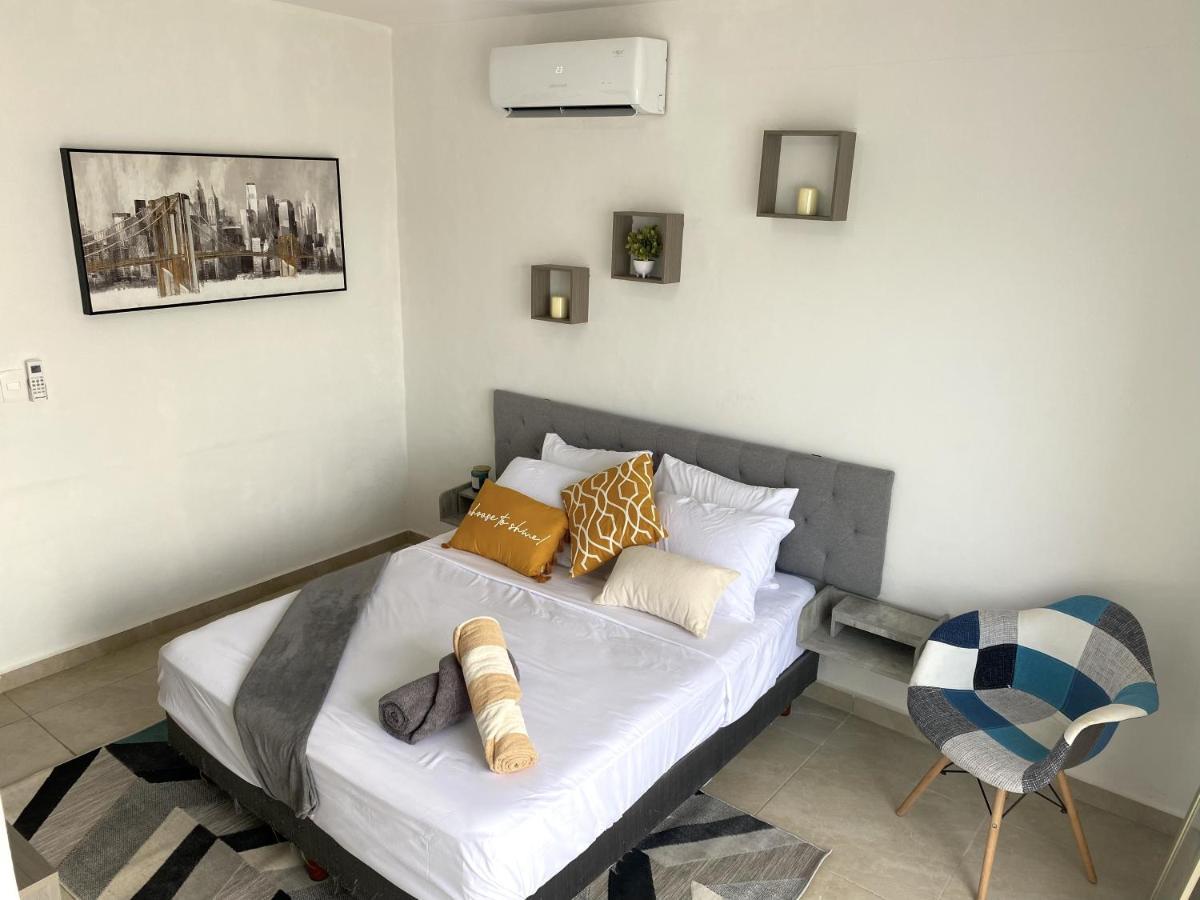 Сasa de vacaciones Casa Familiar Cerca De La Playa Con Terraza Privada *