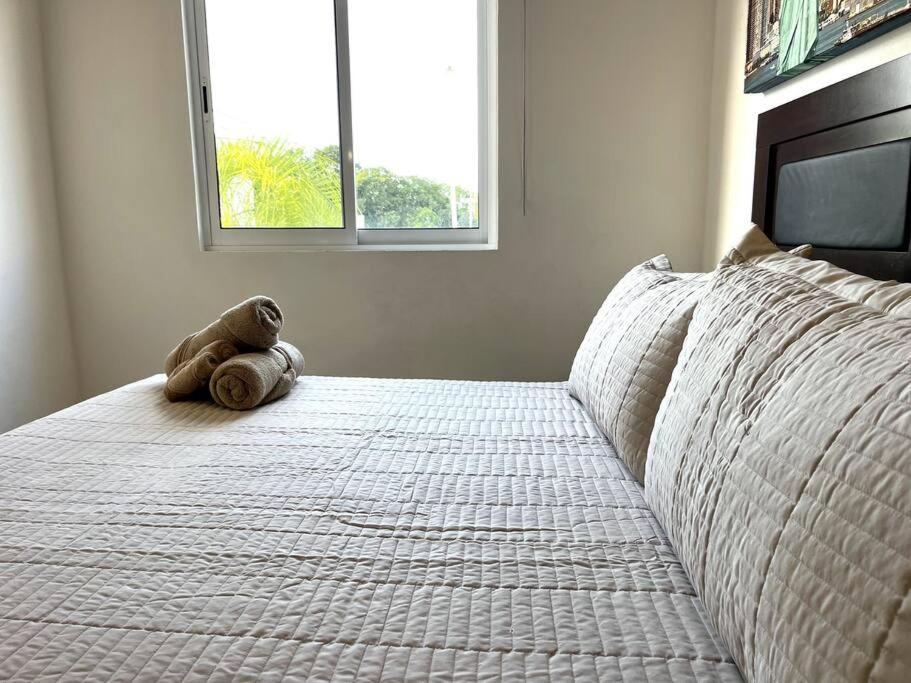 3br Beautiful House With Pool Close To The Beach! Сasa de vacaciones