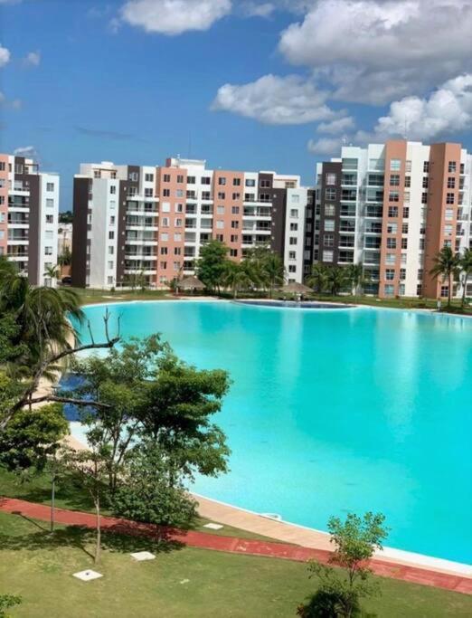 Departamento Moderno Con Vista A La Laguna En Dream Lagoons Apartamento