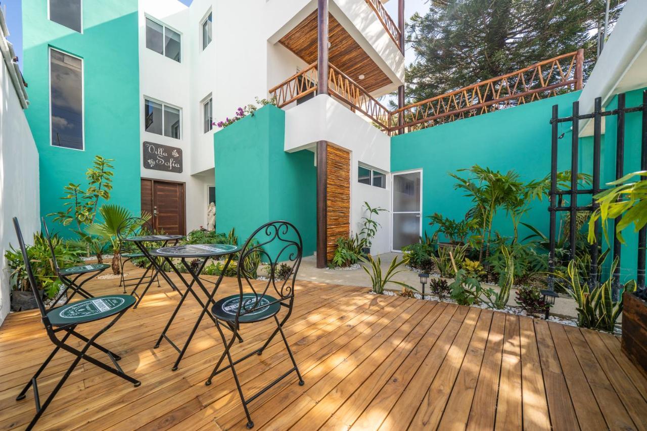 Sofía Apartahotel 4*