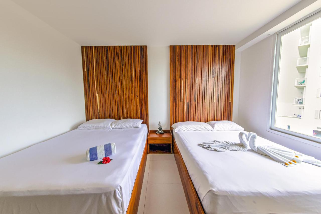 Beachfront Luxury Apartamento