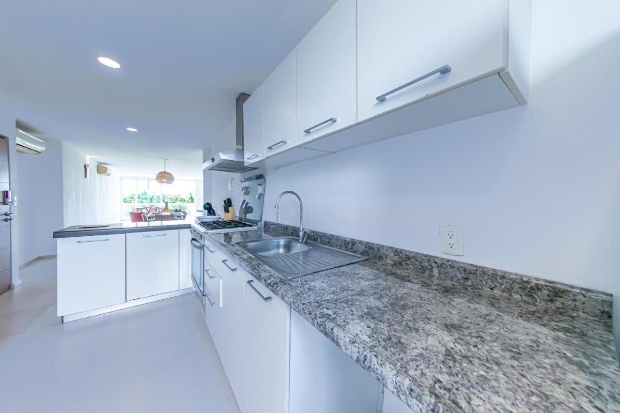 Beachfront Luxury Apartamento