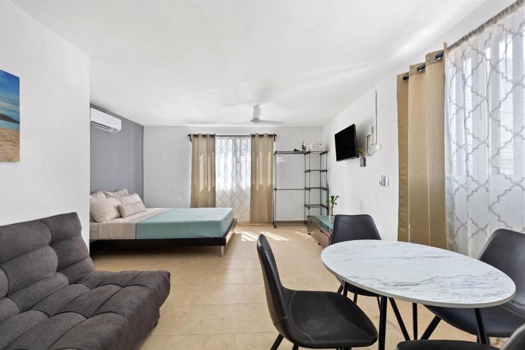 Apartamento Estudio Con Cocina Equipada *