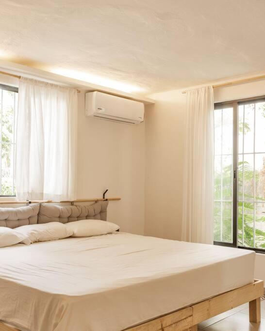 Apartment Totally Renovated 10 Min Away From Beach/hot Neighborhood Cancun