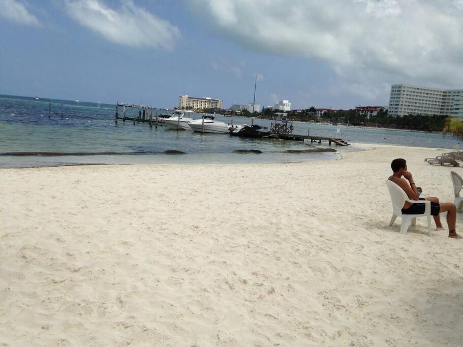 Apartamento Amazing Ocean Front. 418