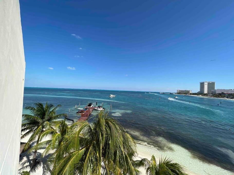 Apartamento Amazing Ocean Front. 418