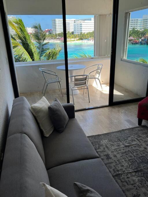 Apartamento Amazing Ocean Front. 418 Cancún