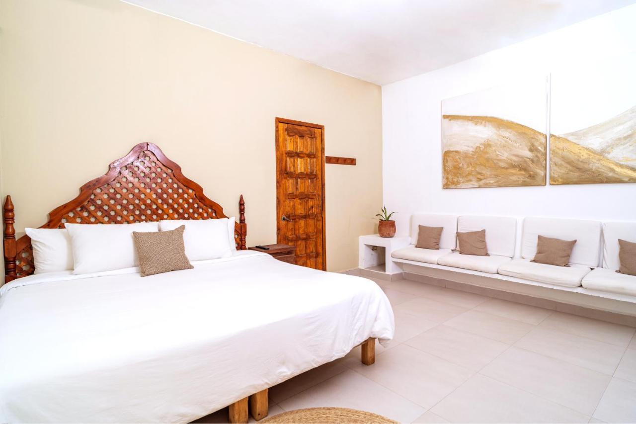 Hotel Enigmatic Experience