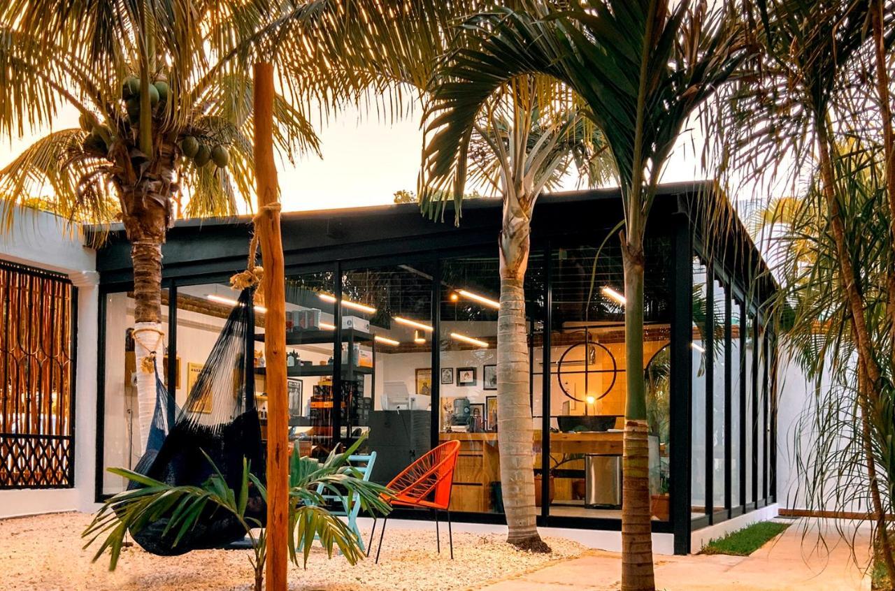 Hotel Enigmatic Experience 4*
