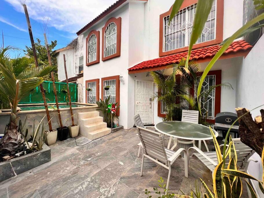 Modern 3 Bd ,open Lounge, Priv Pool 'casa Bamboo' Сasa de vacaciones *