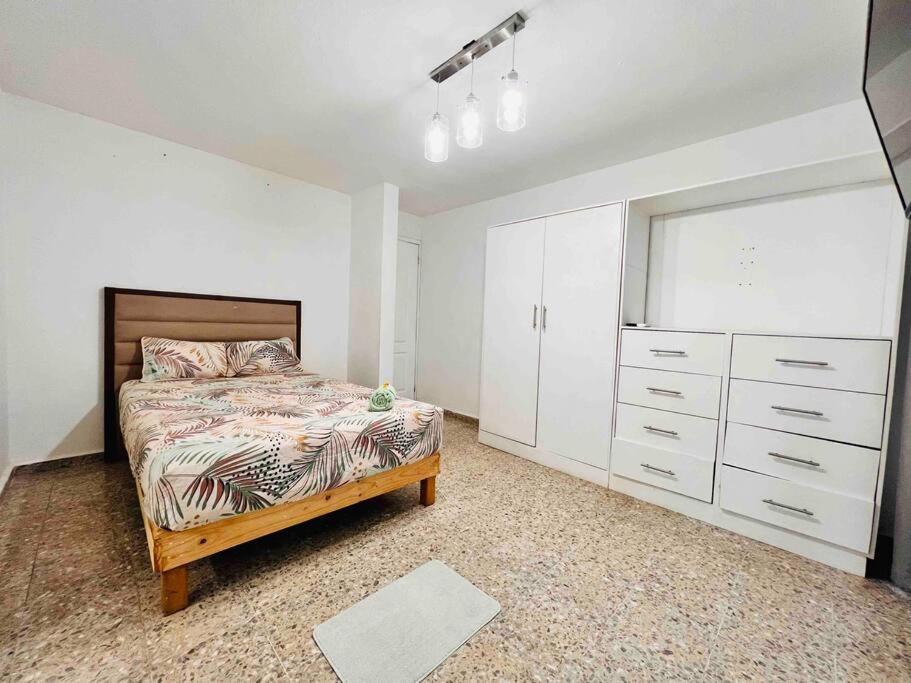 Modern 3 Bd ,open Lounge, Priv Pool 'casa Bamboo' Сasa de vacaciones
