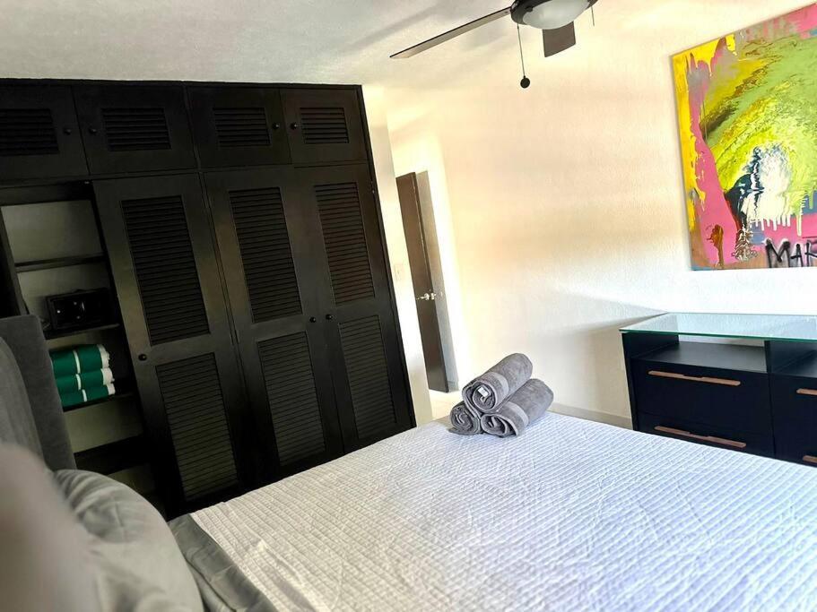 Deco 6 Downtown 3 Bed *