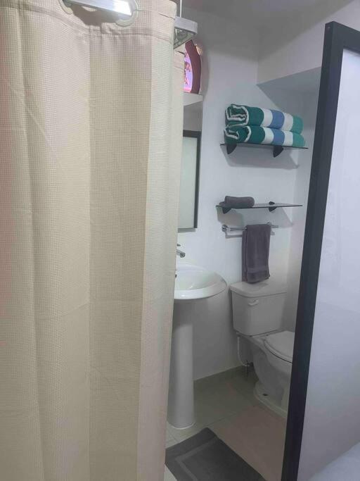 Deco 6 Downtown 3 Bed Cancún