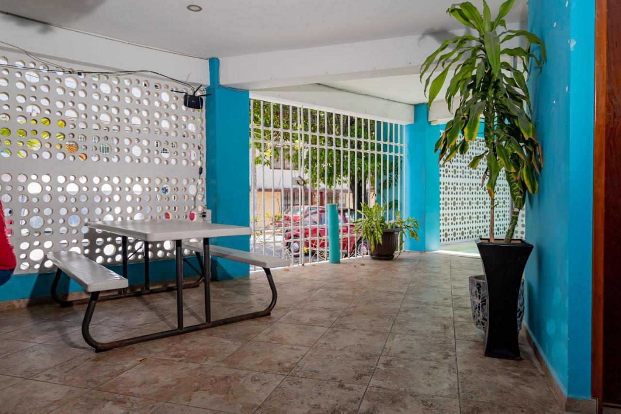 Hotel Las Palmas En Laurel Cancún