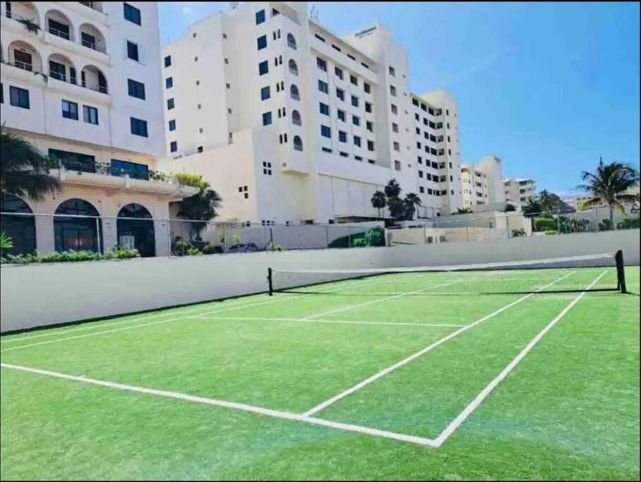 Amazing Beachfront Apartamento Cancún