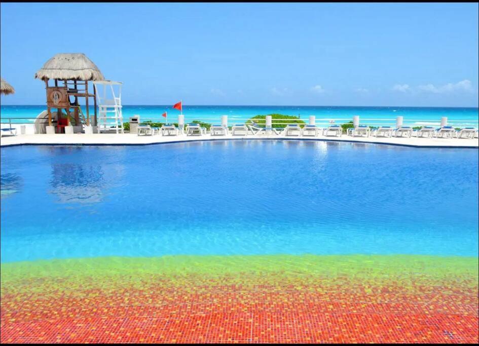 Amazing Beachfront Apartamento *