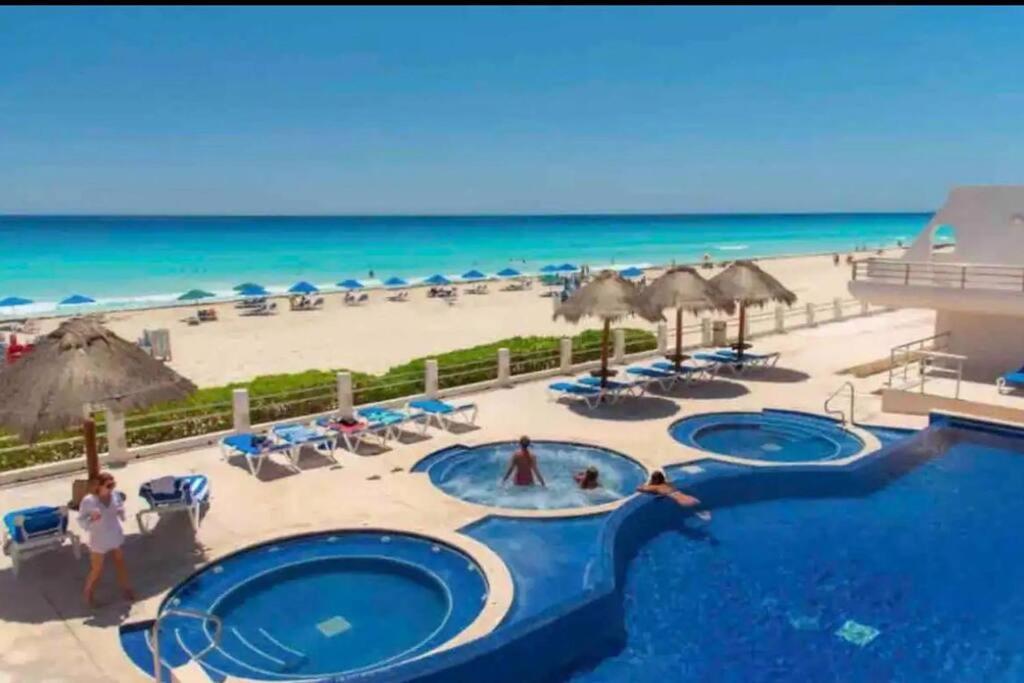 Apartamento Amazing Beachfront Cancún