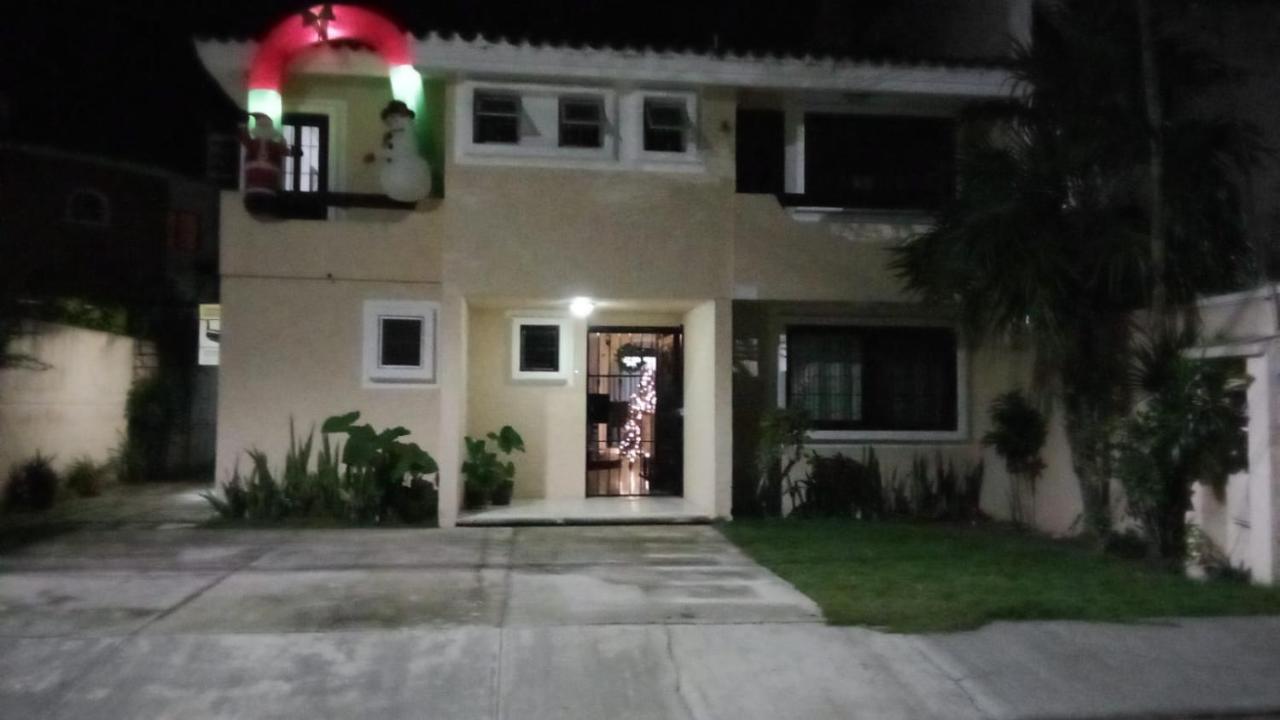 Naranjo Hostal