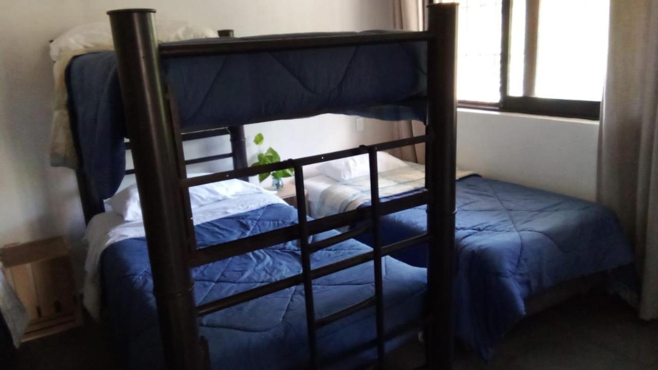 Naranjo Hostal *