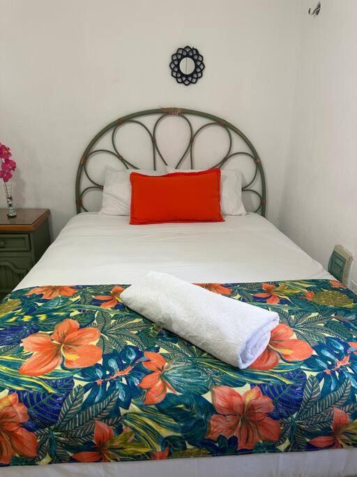 Depa Familiar Con Alberca Wi-fi Ac Centrico Apartamento Cancún