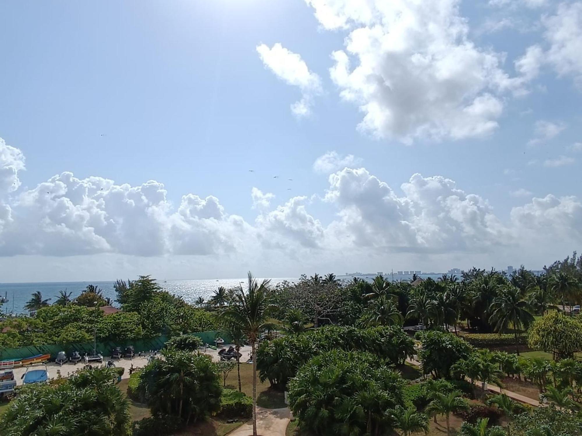 Apartment New Beachfront Luxury Cancun