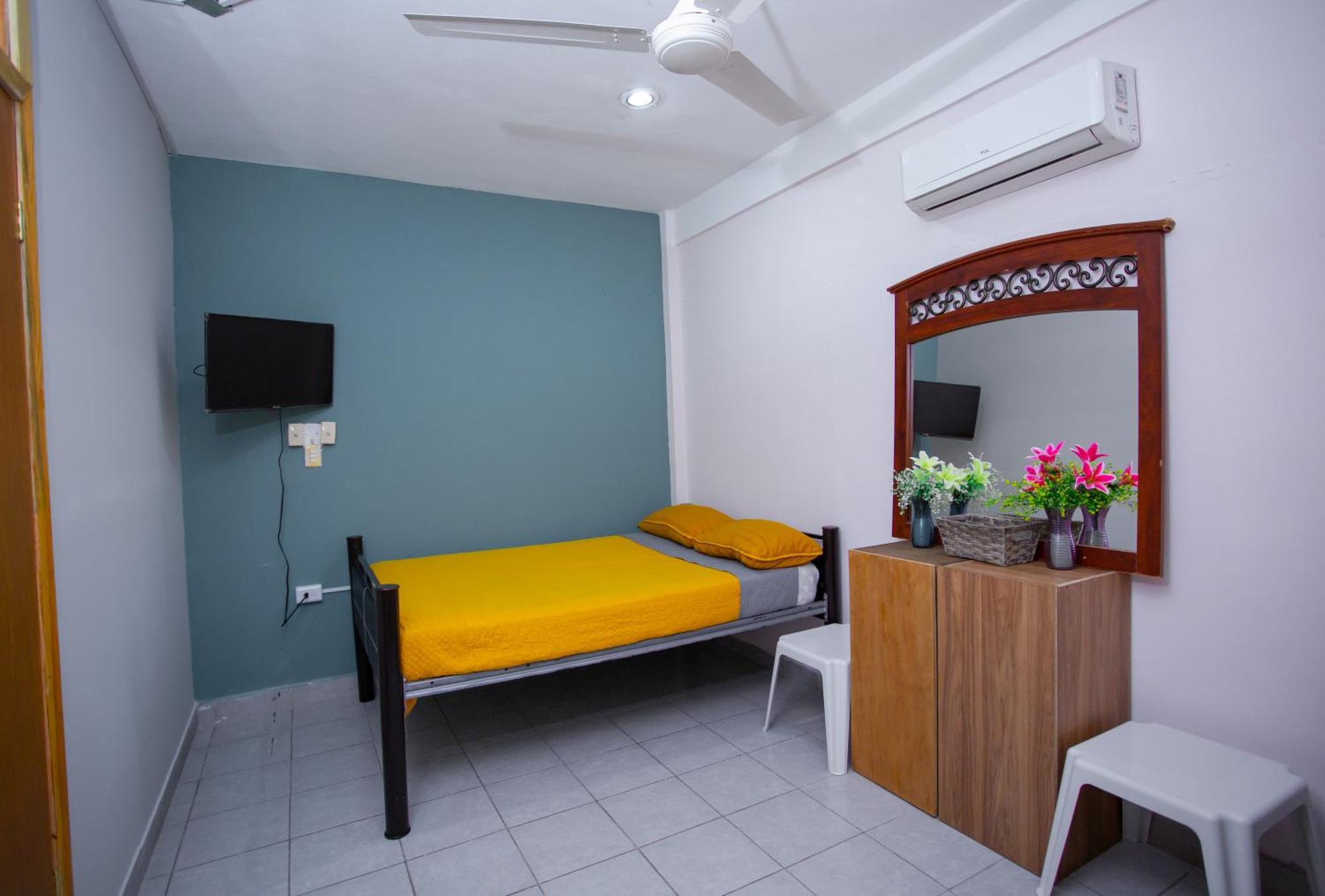 Apartamento Centrico Y Comodo Departamento, Sobre Avenida Principal En Cancun. Cancún