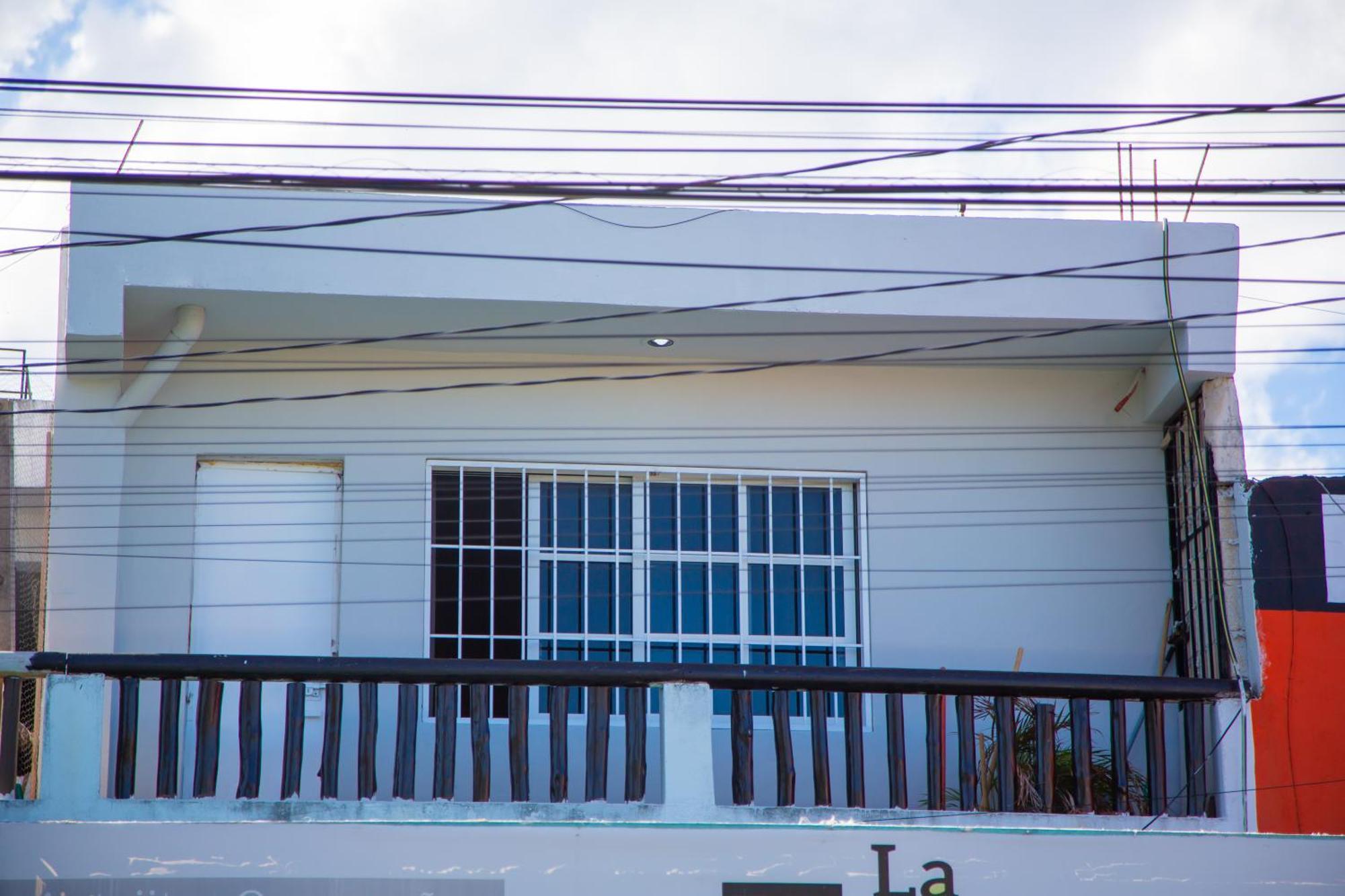 Centrico Y Comodo Departamento, Sobre Avenida Principal En Cancun. Apartamento *