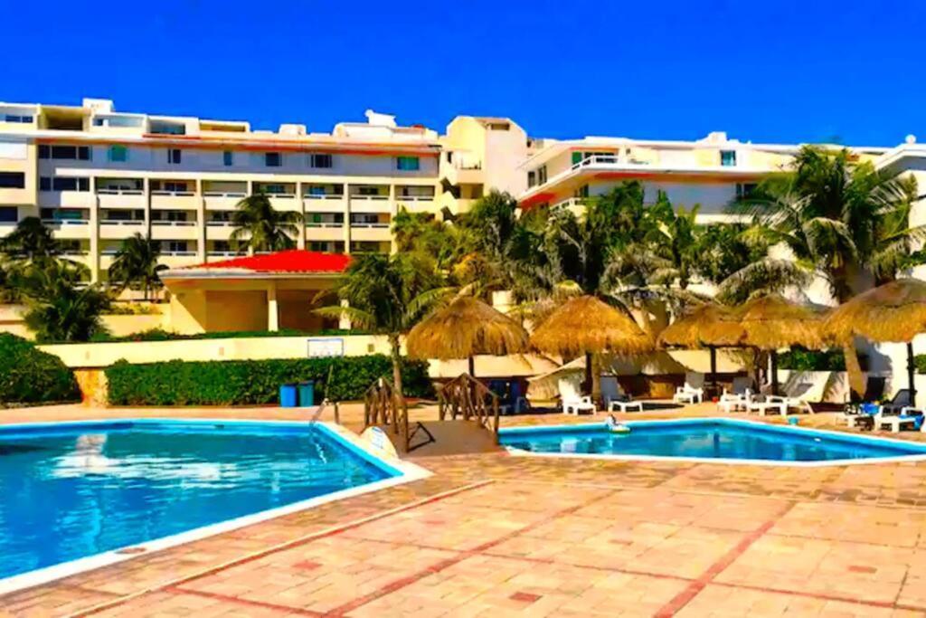 Acogedor Con Vista Al Mar Apartamento Cancún