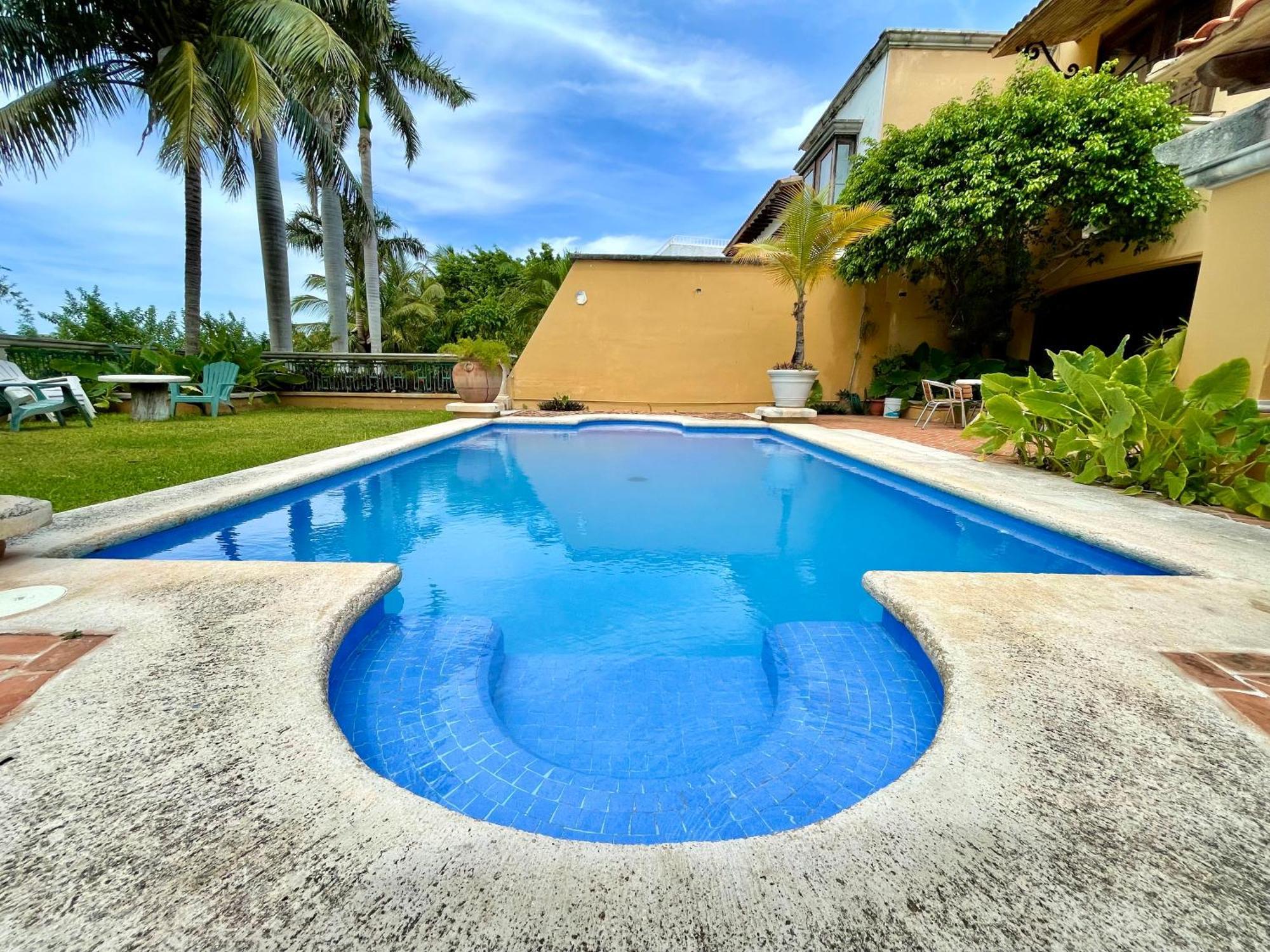 Mexican Style House In The Zone By Solmar