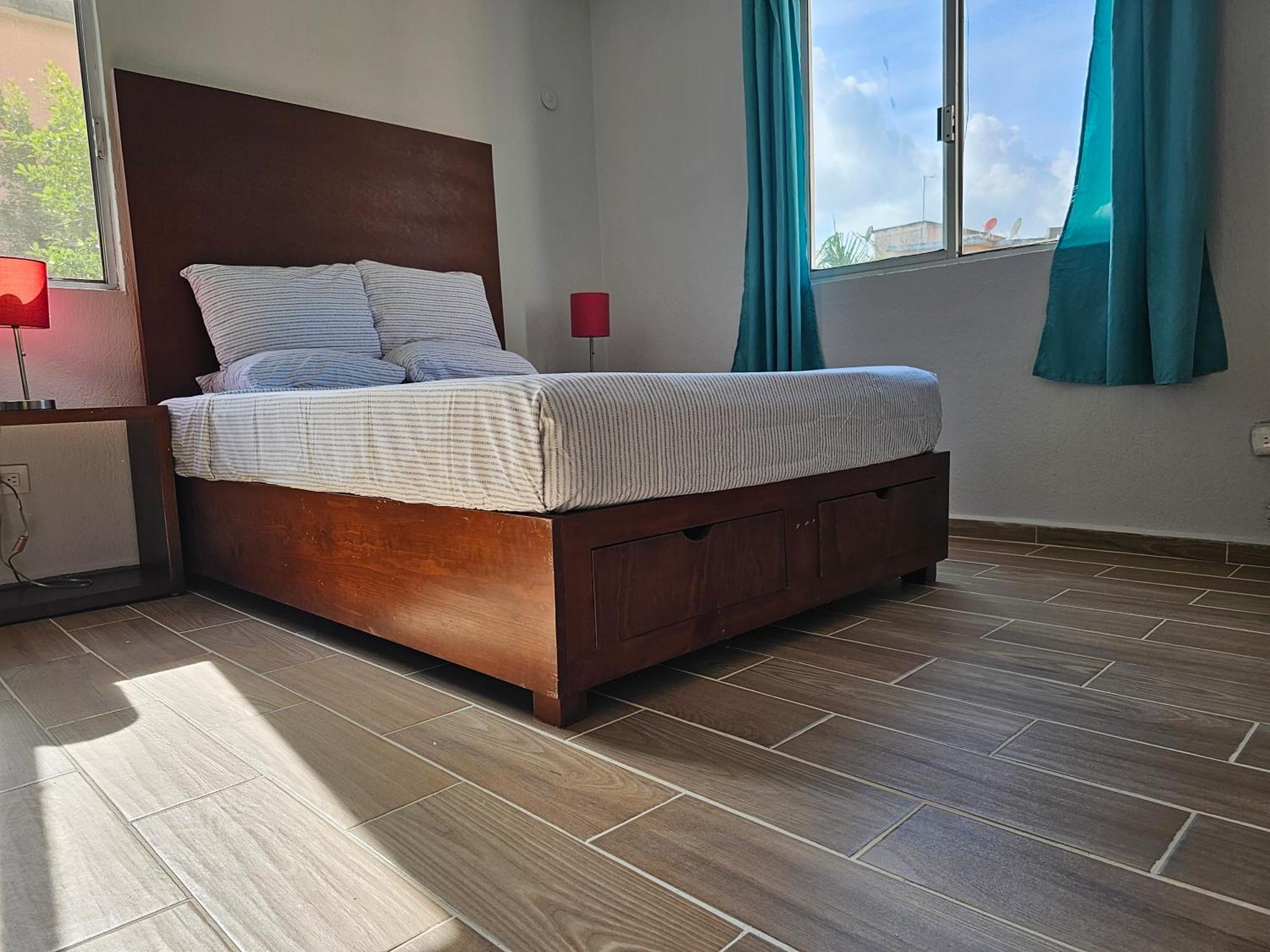 Amplio Departamento Apartment *