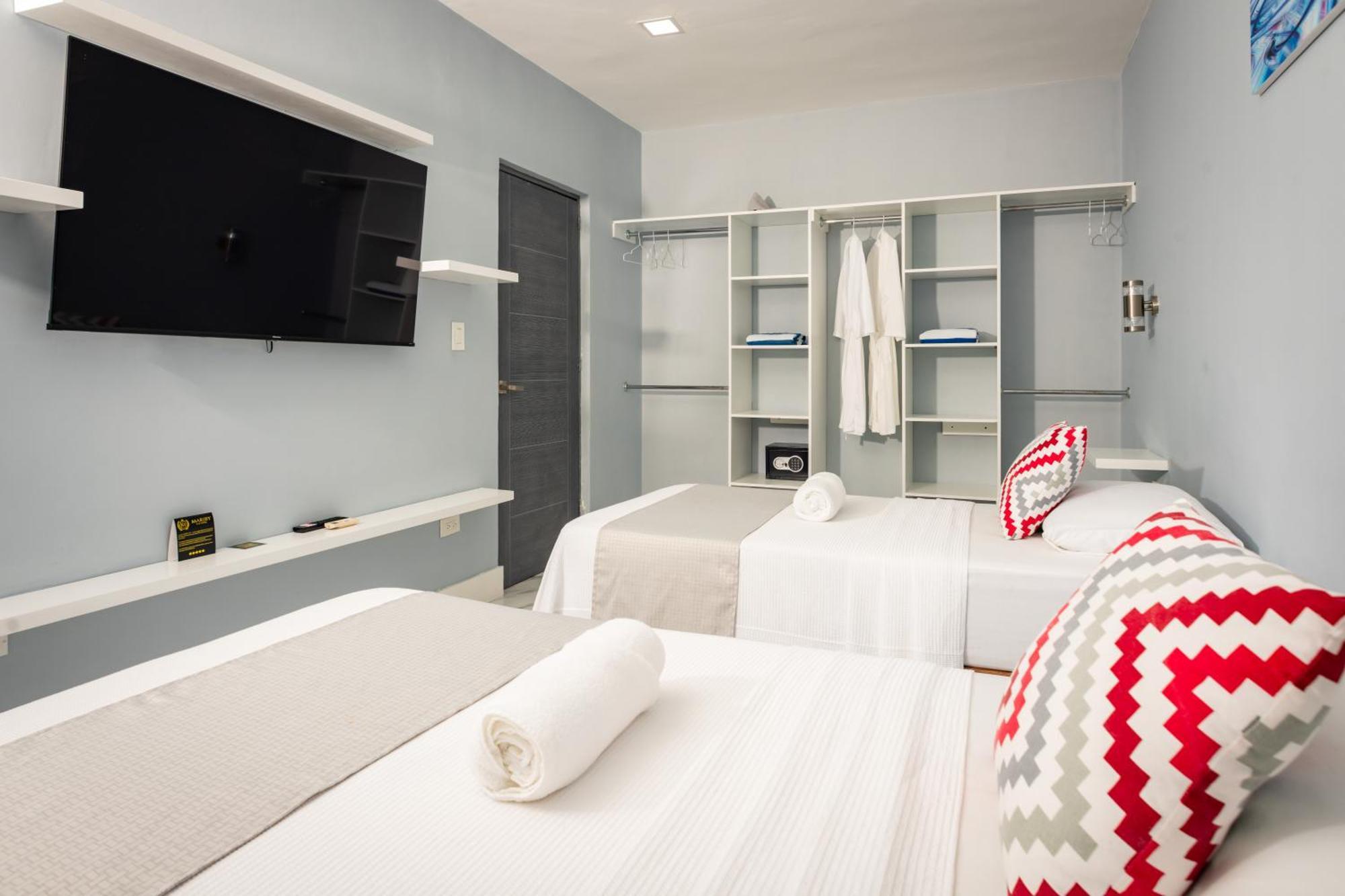 Moderna Y Amplia Casa Con Sala, Netflix, Wifi Y Cocina Equipada * Cancún