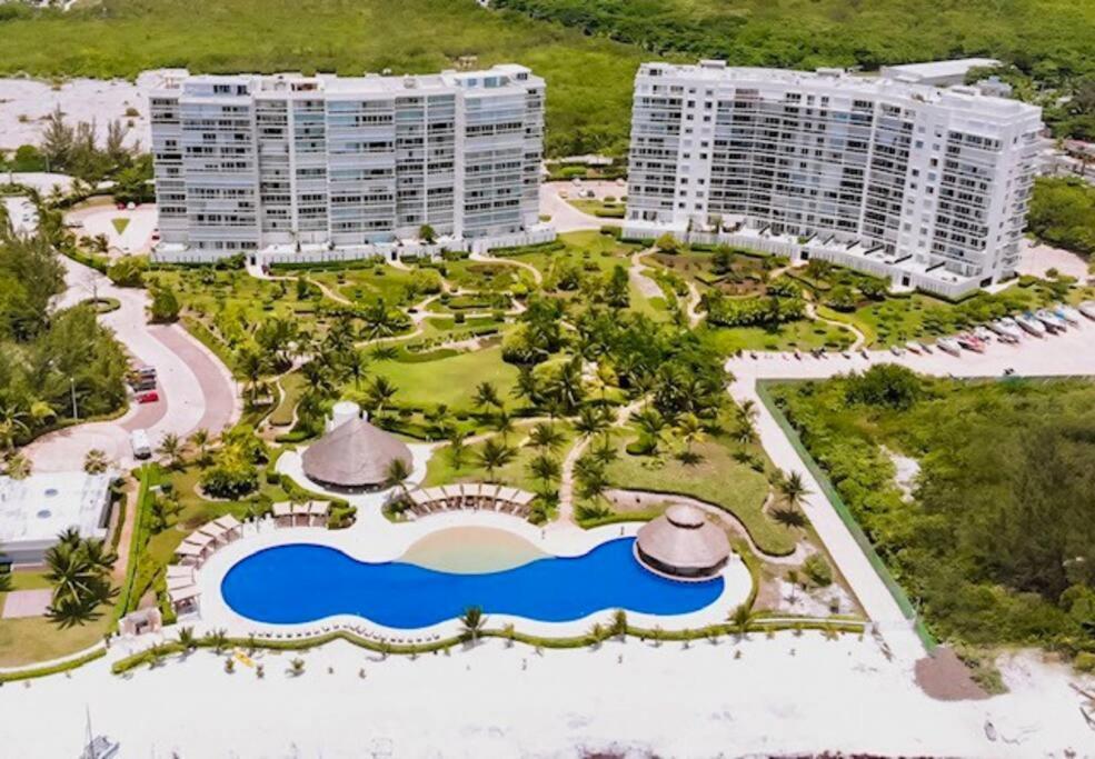 Blue Dream Beachfront 2 Bdr By Casa Paraiso Cancún