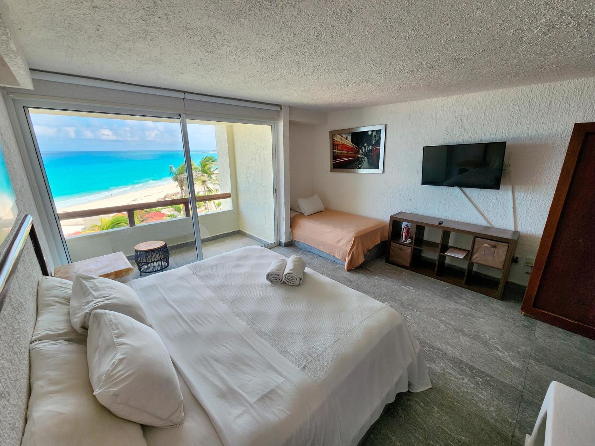Rodero By Solymar Front In Zone Aparthotel Cancun