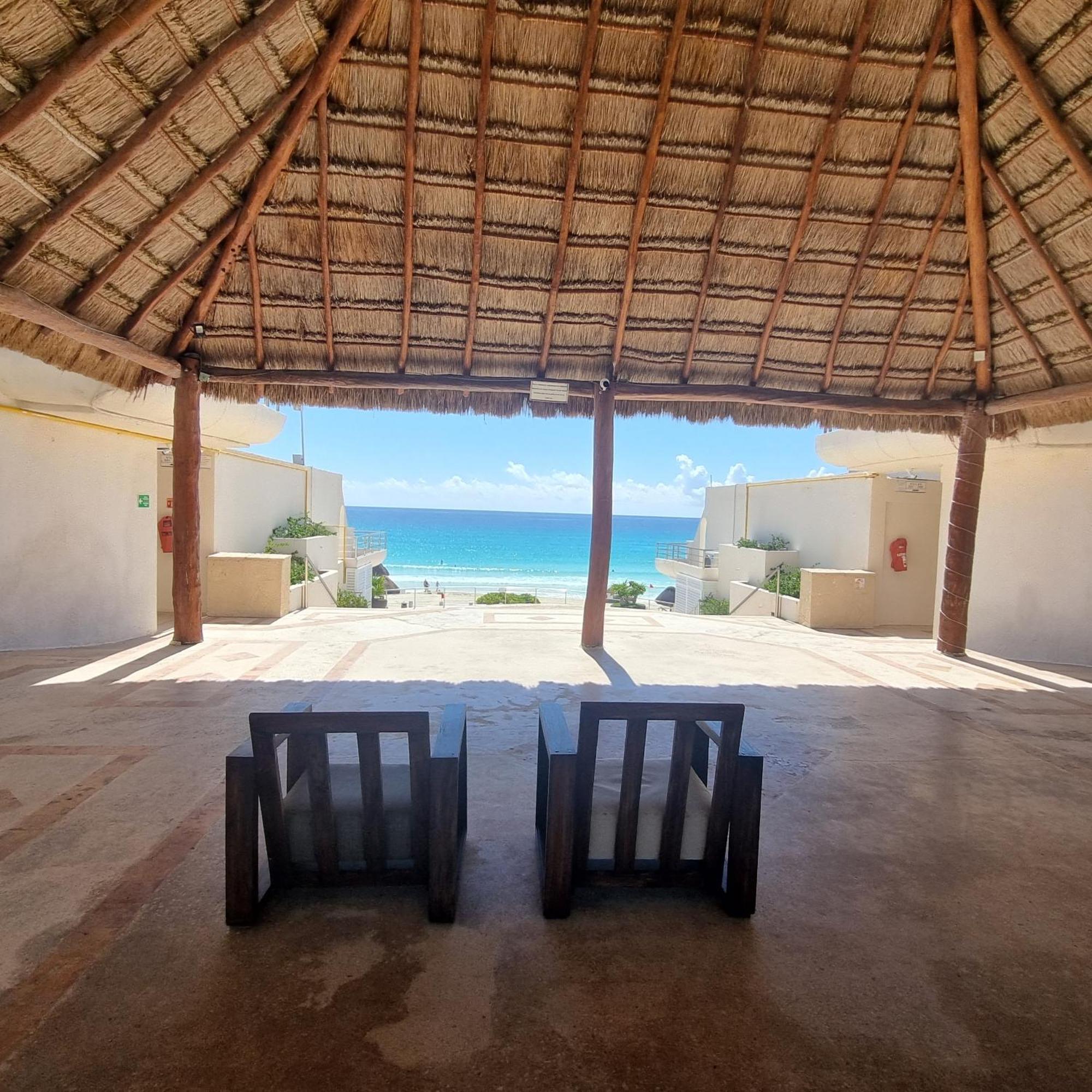 Ocean View Apartment, Area, 3 Bedrooms Cancun